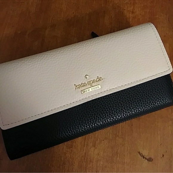 Kate Spade 2 Tone Wallet - Picture 1 of 4